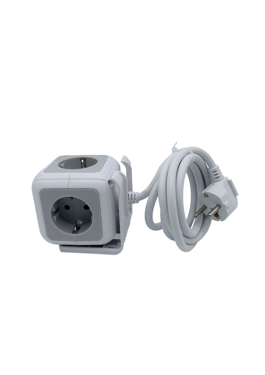 CET 4-fach Steckdose in Würfelform + 2 USB